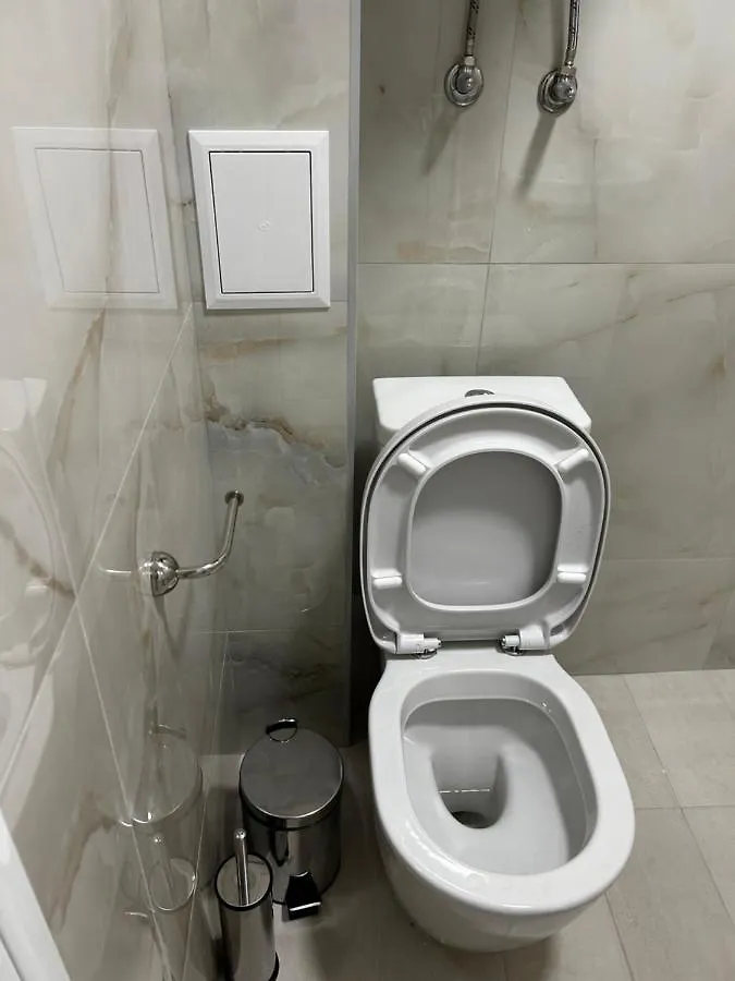 Мег Сий Вю 바르나 0*,